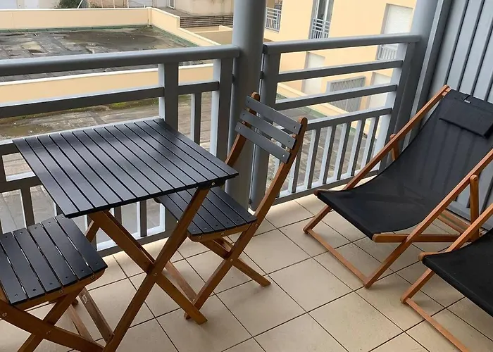 T2 Cabine Avec Terrasse Et Piscine
